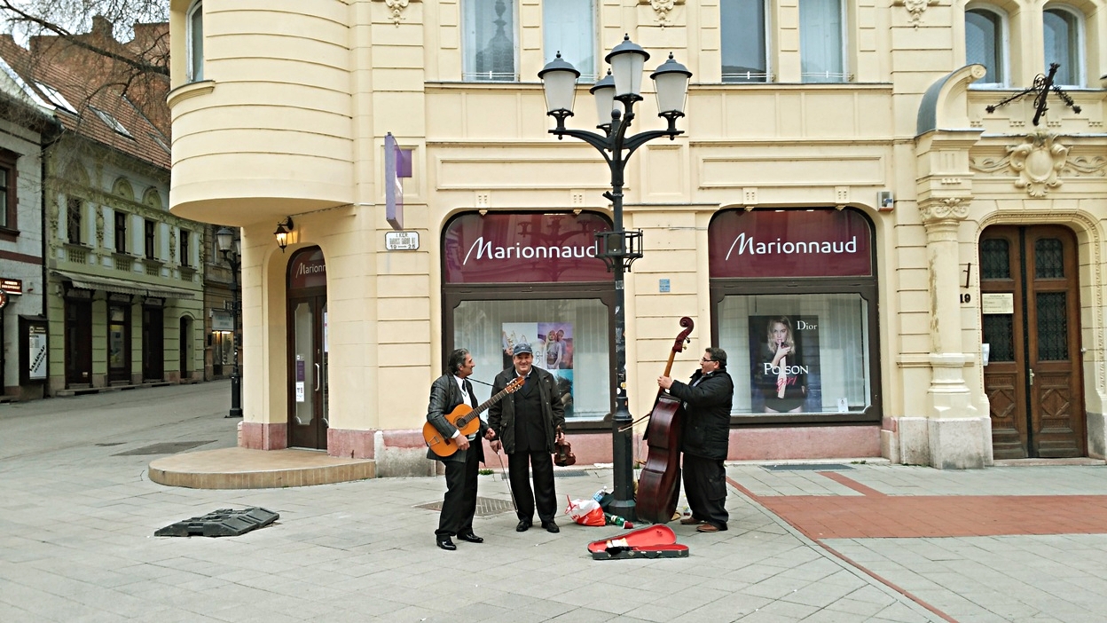 pubtourist_győr_street_musicians