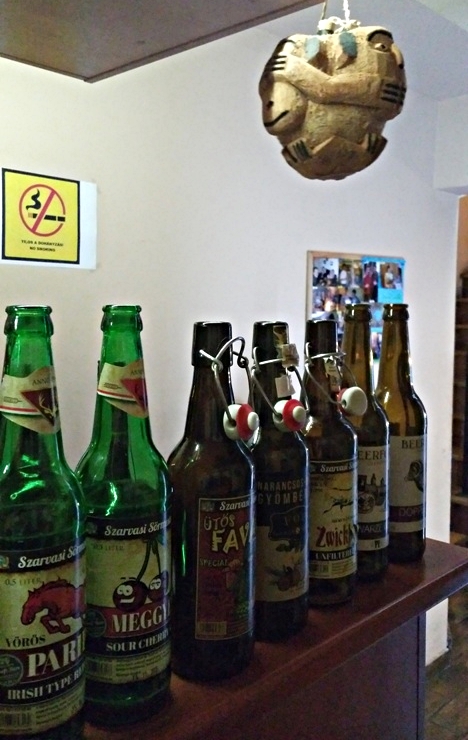 A former snapshot of the handcraft beer supply of Szarvasi Sörmester